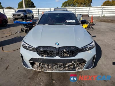 Piąte zdjęcie samochodu w środku: 2025 BMW M340I VIN:3MW59FT08S8F83742 - miniatura