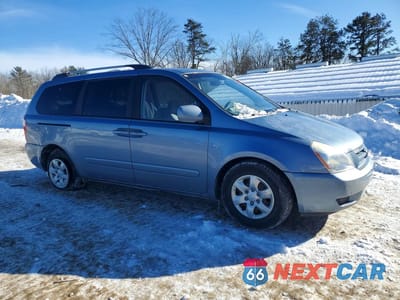 Czwarte zdjęcie samochodu z boku: 2010 KIA SEDONA LX VIN:KNDMG4C34A6334685 - miniatura