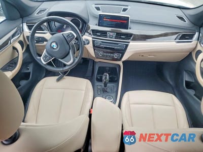 Zdjęcie 8 z 12 samochodu: 2021 BMW X1 XDRIVE28I VIN:WBXJG9C00M5T92070 - miniatura