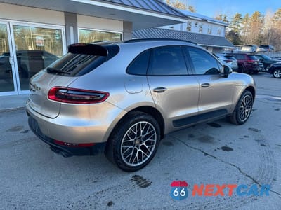 Czwarte zdjęcie samochodu z boku: 2015 PORSCHE MACAN S VIN:WP1AB2A54FLB56620 - miniatura