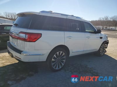 Trzecie zdjęcie samochodu z tyłu: 2021 LINCOLN NAVIGATOR RESERVE VIN:5LMJJ2LT9MEL19515 - miniatura