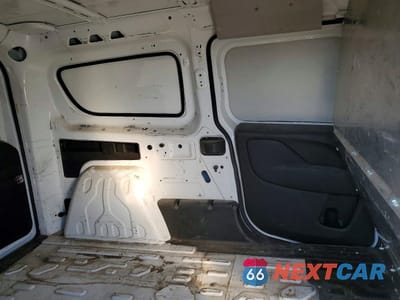 Zdjęcie 10 z 13 samochodu: 2017 RAM PROMASTER CITY VIN:ZFBERFAB9H6G90909 - miniatura