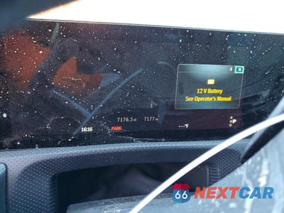 Zdjęcie 9 z 12 samochodu: 2025 MERCEDES-BENZ CLA 250 4MATIC VIN:W1K5J4HB7SN556690 - miniatura