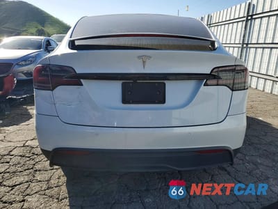 Zdjęcie 6 z 11 samochodu: 2023 TESLA MODEL X VIN:7SAXCAE54PF379941 - miniatura