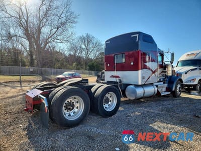 Czwarte zdjęcie samochodu z boku: 2000 KENWORTH W900 SEMI TRUCK VIN:1XKWDB9X5YR838207 - miniatura