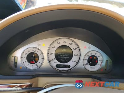 Zdjęcie 9 z 12 samochodu: 2008 MERCEDES-BENZ E 350 VIN:WDBUF56X58B257459 - miniatura