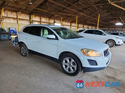 Czwarte zdjęcie samochodu z boku: 2013 VOLVO XC60 3.2 VIN:YV4952DL1D2388758 - miniatura