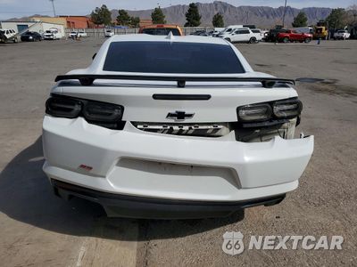Zdjęcie 6 z 12 samochodu: 2019 CHEVROLET CAMARO SS VIN:1G1FE1R79K0154347 - miniatura