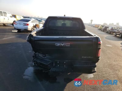 Zdjęcie 6 z 13 samochodu: 2025 GMC SIERRA DENALI VIN:1GT10MED0SU412955 - miniatura