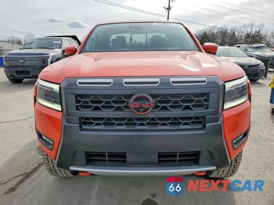 Piąte zdjęcie samochodu w środku: 2025 NISSAN FRONTIER PRO-4X VIN:1N6ED1EK0SN644854 - miniatura