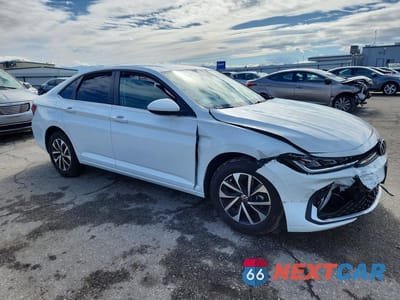 Czwarte zdjęcie samochodu z boku: 2025 VOLKSWAGEN JETTA S VIN:3VW5X7BU9SM001056 - miniatura