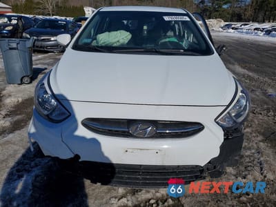 Piąte zdjęcie samochodu w środku: 2017 HYUNDAI ACCENT SE VIN:KMHCT5AE9HU319859 - miniatura