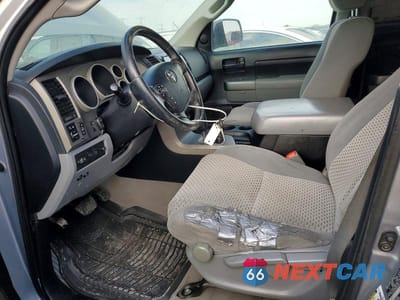 Zdjęcie 7 z 11 samochodu: 2010 TOYOTA TUNDRA DOUBLE CAB SR5 VIN:5TFRY5F16AX077915 - miniatura