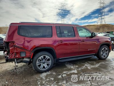 Trzecie zdjęcie samochodu z tyłu: 2023 JEEP WAGONEER L SERIES I VIN:1C4SJSAP0PS517519 - miniatura