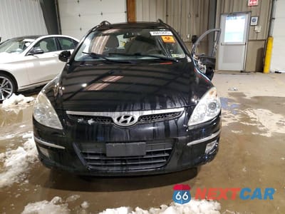 Piąte zdjęcie samochodu w środku: 2010 HYUNDAI ELANTRA TOURING SE VIN:KMHDC8AE1AU072901 - miniatura