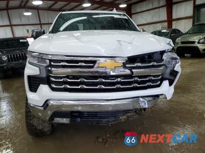 Piąte zdjęcie samochodu w środku: 2025 CHEVROLET SILVERADO K1500 LTZ VIN:3GCUKGE87SG283546 - miniatura