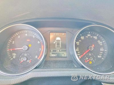 Zdjęcie 9 z 13 samochodu: 2017 VOLKSWAGEN PASSAT SE VIN:1VWBT7A37HC017077 - miniatura