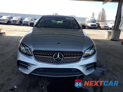 Piąte zdjęcie samochodu w środku: 2018 MERCEDES-BENZ E 43 4MATIC AMG VIN:WDDZF6EB0JA398007 - miniatura