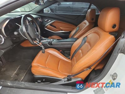 Zdjęcie 7 z 11 samochodu: 2016 CHEVROLET CAMARO LT VIN:1G1FD3DS2G0191418 - miniatura