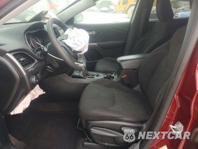 Zdjęcie 7 z 13 samochodu: 2019 JEEP CHEROKEE LATITUDE VIN:1C4PJLCBXKD160358 - miniatura