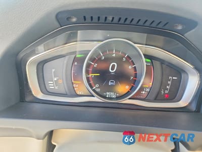 Zdjęcie 9 z 13 samochodu: 2016 VOLVO S60 PLATINUM VIN:LYV402FM6GB097130 - miniatura