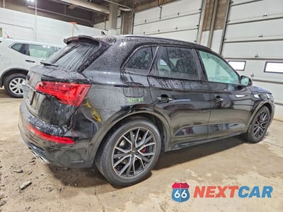 Trzecie zdjęcie samochodu z tyłu: 2025 AUDI SQ5 PRESTIGE VIN:WA1C4AFY8R2037555 - miniatura