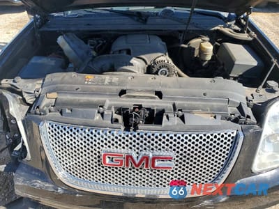Zdjęcie 12 z 13 samochodu: 2014 GMC YUKON XL DENALI VIN:1GKS1MEF9ER243789 - miniatura