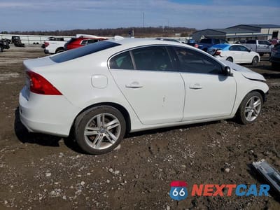 Trzecie zdjęcie samochodu z tyłu: 2015 VOLVO S60 PREMIER VIN:YV140MFBXF1314835 - miniatura