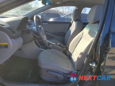 Zdjęcie 7 z 12 samochodu: 2015 HYUNDAI ACCENT GS VIN:KMHCT5AEXFU232209 - miniatura