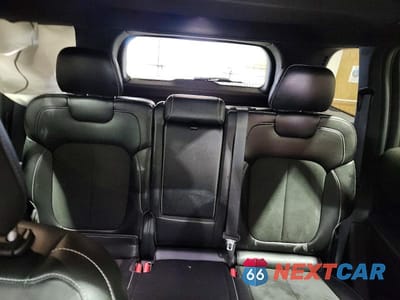 Zdjęcie 10 z 13 samochodu: 2023 JEEP GRAND CHEROKEE LAREDO VIN:1C4RJHAG5P8104493 - miniatura