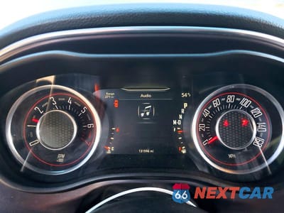 Zdjęcie 9 z 11 samochodu: 2016 DODGE CHALLENGER SXT VIN:2C3CDZAG3GH113596 - miniatura