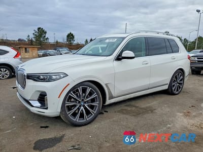 2021 BMW X7 5UXCW2C03M9E41093 - główne zdjęcie licytacji z USA - miniatura