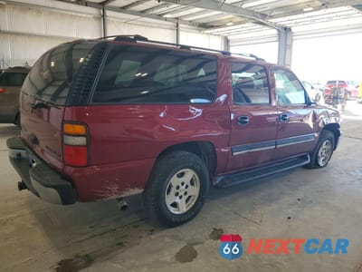 Trzecie zdjęcie samochodu z tyłu: 2004 CHEVROLET SUBURBAN K1500 VIN:3GNFK16Z94G204630 - miniatura