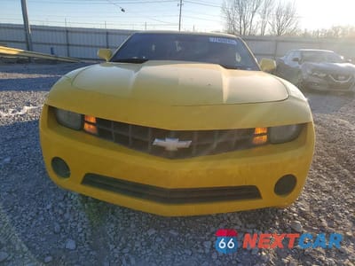 Piąte zdjęcie samochodu w środku: 2013 CHEVROLET CAMARO LS VIN:2G1FA1E36D9156970 - miniatura