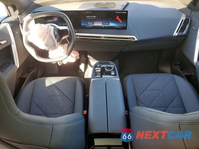Zdjęcie 8 z 13 samochodu: 2025 BMW IX XDRIVE50 VIN:WB523CF02SCS46201 - miniatura