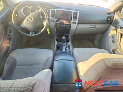 Zdjęcie 8 z 14 samochodu: 2005 TOYOTA 4RUNNER SR5 VIN:JTEZU14R450048274 - miniatura