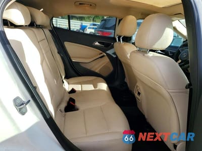 Zdjęcie 11 z 14 samochodu: 2018 MERCEDES-BENZ GLA 250 VIN:WDCTG4EB3JJ468580 - miniatura
