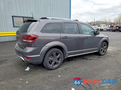 Trzecie zdjęcie samochodu z tyłu: 2018 DODGE JOURNEY CROSSROAD VIN:3C4PDCGG2JT527310 - miniatura