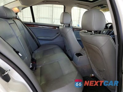 Zdjęcie 10 z 11 samochodu: 2004 BMW 330 XI VIN:WBAEW53464PN33416 - miniatura