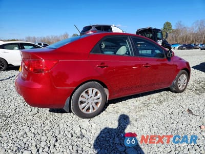 Trzecie zdjęcie samochodu z tyłu: 2011 KIA FORTE EX VIN:KNAFU4A21B5892042 - miniatura