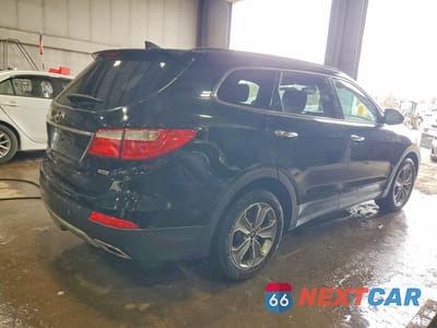 Trzecie zdjęcie samochodu z tyłu: 2016 HYUNDAI SANTA FE SE VIN:KM8SMDHF5GU154862 - miniatura