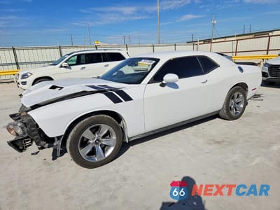 2015 DODGE CHALLENGER SXT 2C3CDZAG0FH906059 - główne zdjęcie licytacji z USA - miniatura