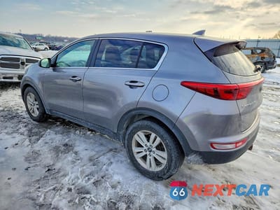 Drugie zdjęcie samochodu z przodu: 2017 KIA SPORTAGE LX VIN:KNDPM3AC7H7096919 - miniatura