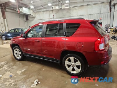 Drugie zdjęcie samochodu z przodu: 2012 JEEP COMPASS SPORT VIN:1C4NJDBB6CD572311 - miniatura