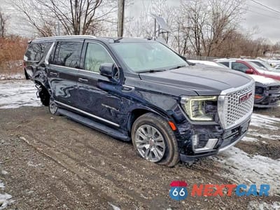 Czwarte zdjęcie samochodu z boku: 2024 GMC YUKON XL DENALI VIN:1GKS2JKT9RR283687 - miniatura