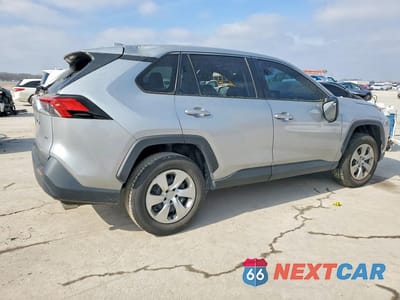 Trzecie zdjęcie samochodu z tyłu: 2022 TOYOTA RAV4 LE VIN:2T3H1RFV5NW200222 - miniatura
