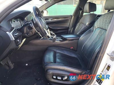 Zdjęcie 7 z 12 samochodu: 2017 BMW 530 XI VIN:WBAJA7C36HWA70580 - miniatura