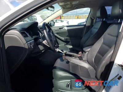 Zdjęcie 7 z 12 samochodu: 2014 VOLKSWAGEN JETTA SE VIN:3VWD17AJ9EM404057 - miniatura