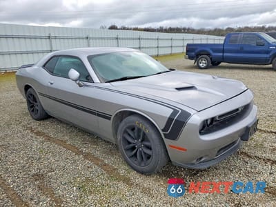 Czwarte zdjęcie samochodu z boku: 2017 DODGE CHALLENGER SXT VIN:2C3CDZAG0HH555320 - miniatura