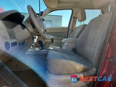 Zdjęcie 7 z 12 samochodu: 2011 FORD ESCAPE XLT VIN:1FMCU0DG0BKA93789 - miniatura